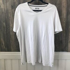 Duluth Trading white v-neck t-shirt size XL